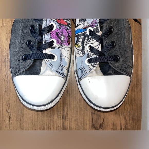 RARE Converse x DC Comics Two Face High Tops - Men’s 11 / Women’s 13 - Picture 10 of 16